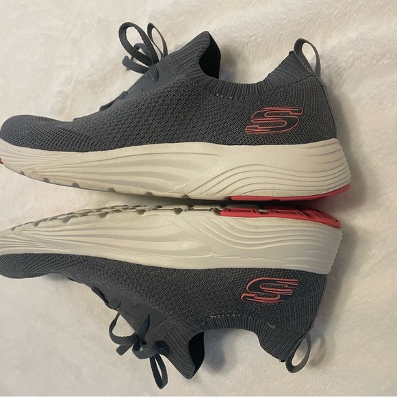 Skechers Womens Gray gently worn size 7.5 - Picture 4 of 5